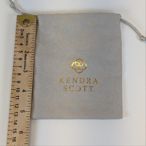 Kendra Scott Dust Bags for Jewelry - Picture 4 of 4